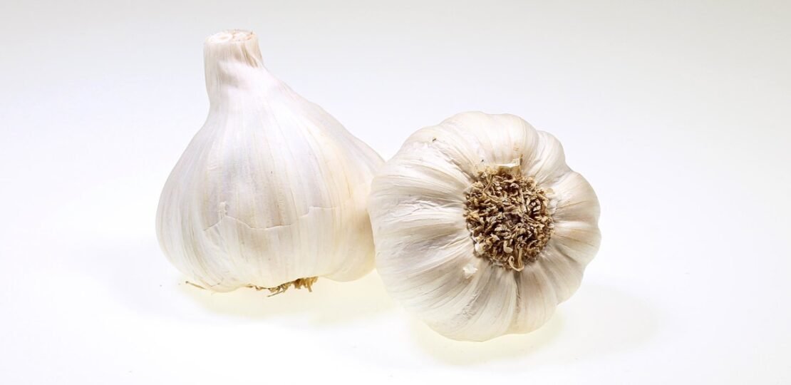 Garlic-Benefits-Nutrition-Supplements-and-Black-Garlic-Recipe.jpg