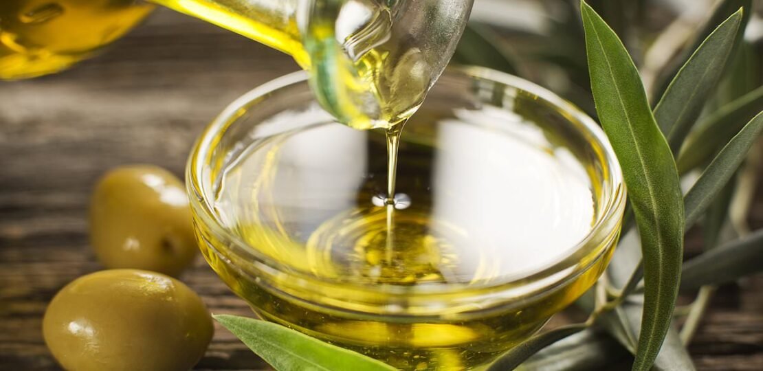 The-anti-aging-diet-Six-foods-YOU-should-be-eating-to-achieve-healthy-skin-improve-longevity-and-boost-cognitive-function-Daily-Mail-Online.jpg